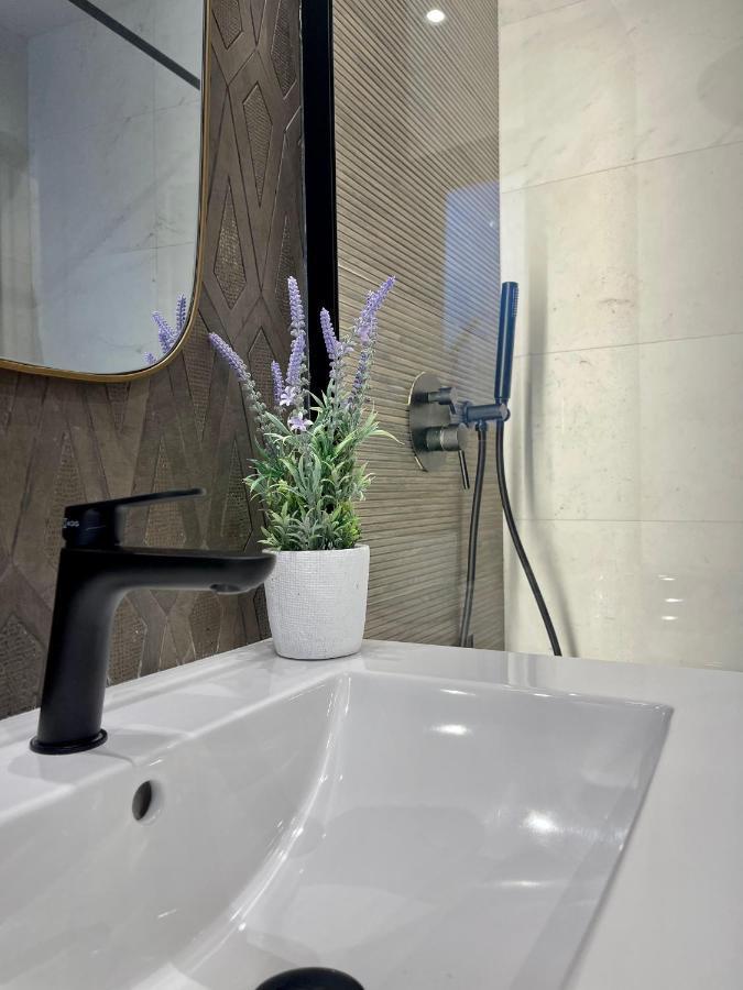 Apartament Covadonga Oviedo Zewnętrze zdjęcie